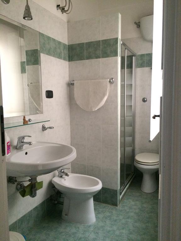 B&B Viale Dei Colli Portuensi 589 Rom Rum bild